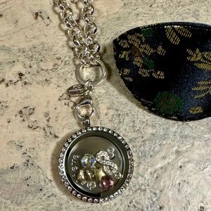 Silver Locket with Crystals and Believe Plate 18”-20” Rolo Chain
